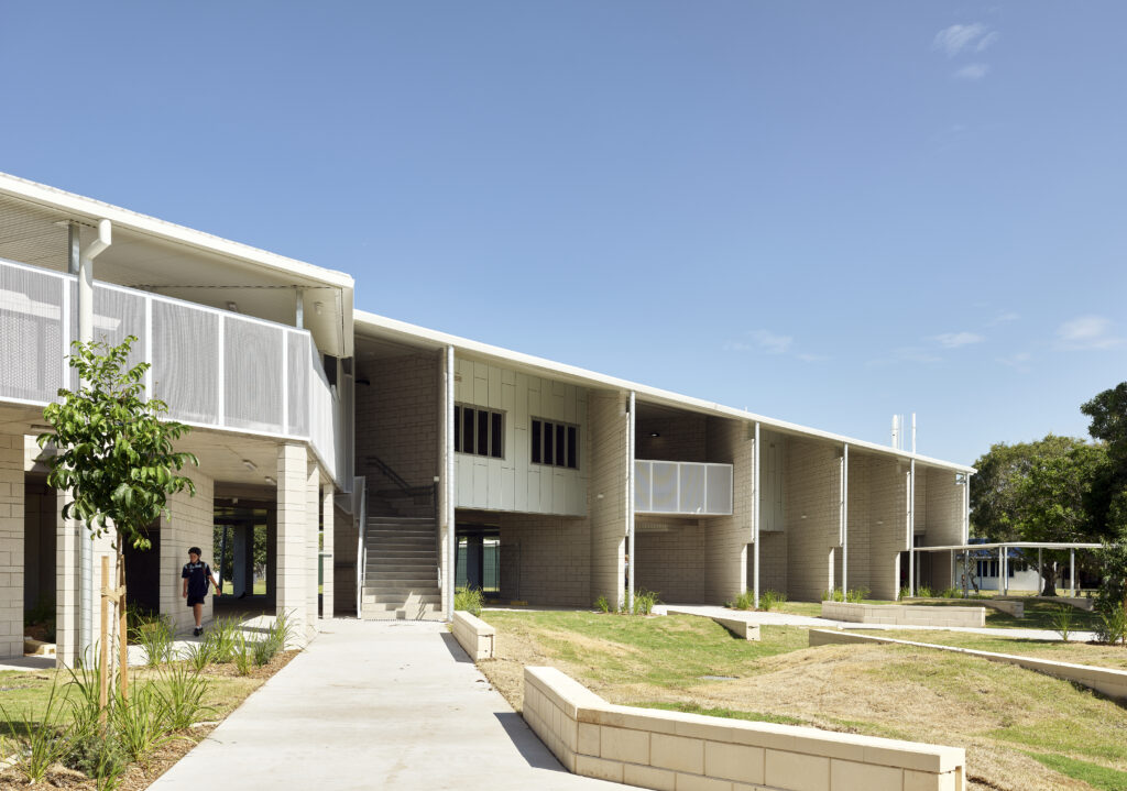 Kawana Waters State College Facade